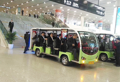 杭州东站14座敞开式电动观光车